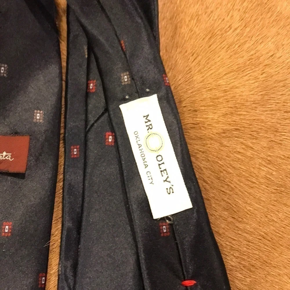 Vintage Oscar De La Renta Navy Tie